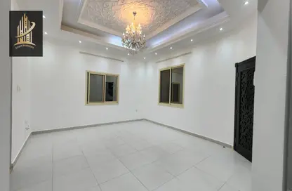 Villa - 5 Bedrooms - 7 Bathrooms for rent in Al Rawda 1 - Al Rawda - Ajman