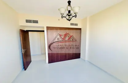 Apartment - 2 Bedrooms - 2 Bathrooms for rent in Muwaileh 29 Building - Muwaileh - Sharjah