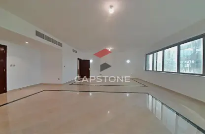 Apartment - 4 Bedrooms - 5 Bathrooms for rent in Khalifa Street - Abu Dhabi