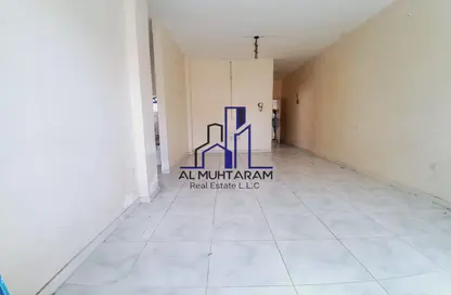 Apartment - 2 Bedrooms - 2 Bathrooms for rent in Maysaloon - Sharjah