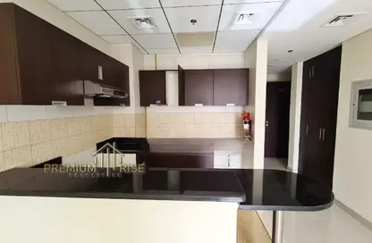 Apartment - 1 Bathroom for rent in Eagle Heights - Dubai Sports City - Dubai