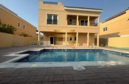 Villa - 5 Bedrooms - 6 Bathrooms for rent in The Centro - The Villa - Dubai