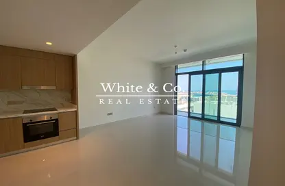 Apartment - 1 Bedroom - 1 Bathroom for rent in Beach Vista - EMAAR Beachfront - Dubai Harbour - Dubai