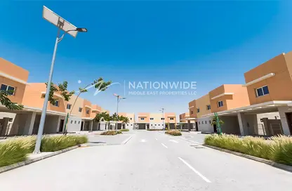 Villa - 3 Bedrooms - 4 Bathrooms for sale in Al Samha - Abu Dhabi