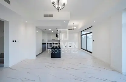 Townhouse - 4 Bedrooms - 5 Bathrooms for rent in Elie Saab VIE Townhouses - District 11 - Mohammed Bin Rashid City - Dubai