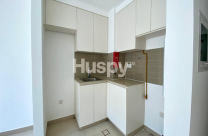 Apartment - 1 Bathroom for rent in Hayat Boulevard-2A - Hayat Boulevard - Town Square - Dubai