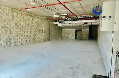 Shop - Studio for rent in Sheikh Zayed Road - Dubai