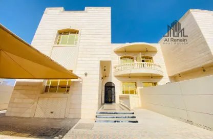 Villa - 4 Bedrooms - 4 Bathrooms for rent in Khaldiya - Al Ain