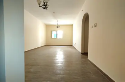 Apartment - 3 Bedrooms - 3 Bathrooms for rent in Muweileh Community - Muwaileh Commercial - Sharjah