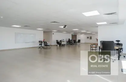 صالة عرض - استوديو - 2 حمامات للايجار في باي أو بي إس ديزاينر ريزيدينس - مدينة دبي للإنتاج (اي ام بي زد) - دبي
