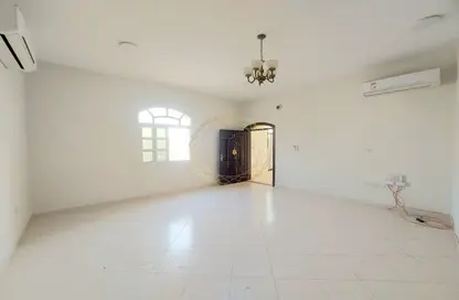 Apartment - 3 Bedrooms - 2 Bathrooms for rent in Al Maqam - Al Ain