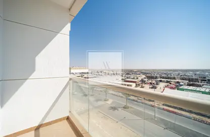 Apartment - 2 Bedrooms - 3 Bathrooms for sale in The LAX - Dubai South (Dubai World Central) - Dubai