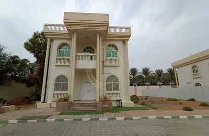 Villa - 5 Bedrooms - 6 Bathrooms for rent in Falaj Hazzaa - Al Ain