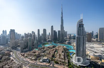 Apartment - 2 Bedrooms - 2 Bathrooms for rent in Burj Royale - Downtown Dubai - Dubai