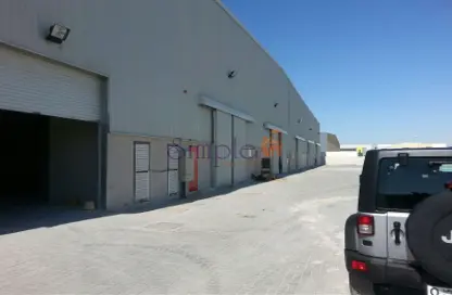 Warehouse - Studio - 2 Bathrooms for rent in Nadd Al Hammar - Dubai