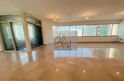 Apartment - 4 Bedrooms - 4 Bathrooms for rent in Al Salam Street - Abu Dhabi