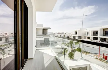 Villa - 3 Bedrooms - 4 Bathrooms for sale in Redwoods - Yas Acres - Yas Island - Abu Dhabi