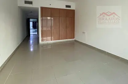 Apartment - 1 Bathroom for rent in Lake City Tower - JLT Cluster D - Jumeirah Lake Towers - Dubai