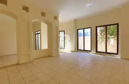 Villa - 4 Bedrooms - 5 Bathrooms for rent in Khalidiya Village - Al Khalidiya - Abu Dhabi