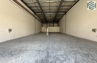 Warehouse - Studio - 1 Bathroom for rent in Al Sajaa S - Al Sajaa - Sharjah