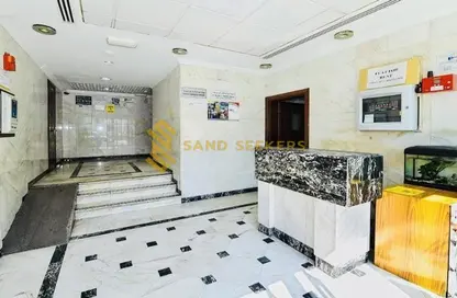 Apartment - 2 Bedrooms - 2 Bathrooms for rent in Al Danah - Abu Dhabi