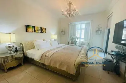 Apartment - 2 Bedrooms - 3 Bathrooms for rent in Tajer Residences - The Old Town Island - Downtown Dubai - Dubai