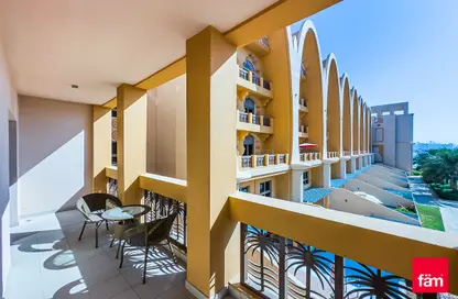 Apartment - 1 Bedroom - 2 Bathrooms for rent in Sarai Apartments - Palm Jumeirah - Dubai