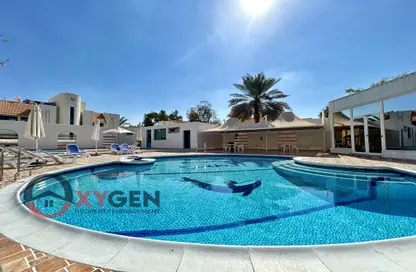 Villa - 4 Bedrooms - 5 Bathrooms for rent in Al Karamah - Abu Dhabi