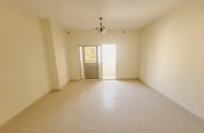 Apartment - 1 Bedroom - 1 Bathroom for rent in Muwaileh 29 Building - Muwaileh - Sharjah