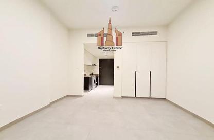 Apartment - 1 Bathroom for rent in Sarab 2 - Aljada - Sharjah