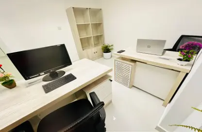 Office Space - Studio - 1 Bathroom for rent in Al Rigga - Deira - Dubai