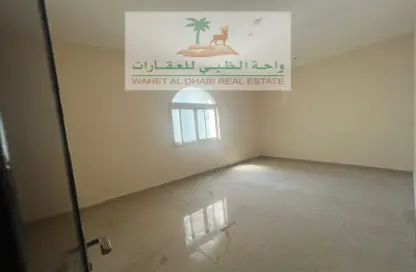 Apartment - 1 Bedroom - 2 Bathrooms for rent in Qasimia 10 building - Al Mahatta - Al Qasimia - Sharjah