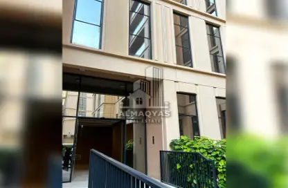 Apartment - 2 Bedrooms - 3 Bathrooms for sale in Al Mamsha - Muwaileh - Sharjah