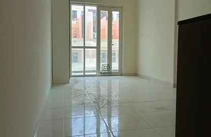 Apartment - 1 Bathroom for rent in Golden Homes Building - Jumeirah Village Circle - Dubai