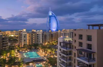 Apartment - 1 Bedroom - 1 Bathroom for sale in Al Jazi - Madinat Jumeirah Living - Umm Suqeim - Dubai