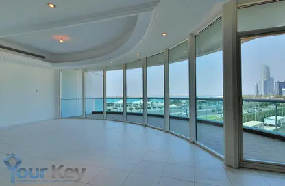 Duplex - 3 Bedrooms - 5 Bathrooms for rent in Bel Ghailam Tower - Corniche Road - Abu Dhabi