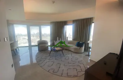 Living Room image for: Apartment - 3 Bedrooms - 4 Bathrooms for rent in Address Harbour Point Tower 1 - Address Harbour Point - Dubai Creek Harbour (The Lagoons) - Dubai, Image 1
