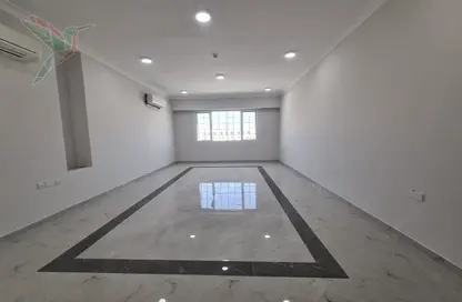 Apartment - 3 Bedrooms - 4 Bathrooms for rent in Al Manaseer - Al Ain