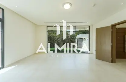 Villa - 5 Bedrooms - 6 Bathrooms for sale in West Yas - Yas Island - Abu Dhabi