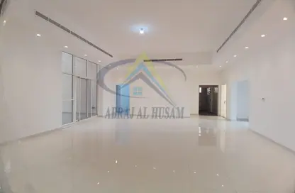 Apartment - 1 Bedroom - 2 Bathrooms for sale in Abu Dhabi Gate City - Abu Dhabi