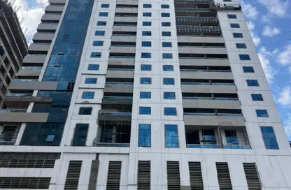 Apartment - 2 Bedrooms - 2 Bathrooms for rent in Sarab Tower - Al Majaz 3 - Al Majaz - Sharjah