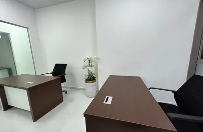 Business Centre - Studio - 1 Bathroom for rent in Red Avenue - Al Garhoud - Dubai