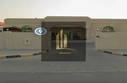 Villa - 3 Bedrooms - 2 Bathrooms for sale in Al Tarfa - Mughaidir - Sharjah