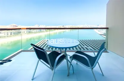 Apartment - Studio - 1 Bathroom for rent in Palm Views East - Palm Views - Palm Jumeirah - Dubai