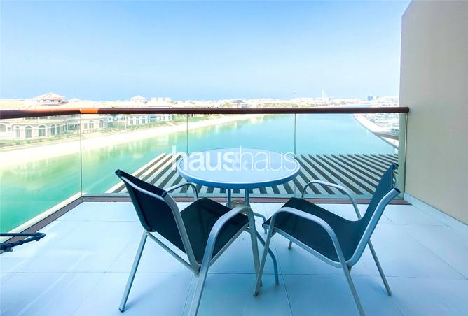 Apartment - 1 Bathroom for rent in Palm Views East - Palm Views - Palm Jumeirah - Dubai