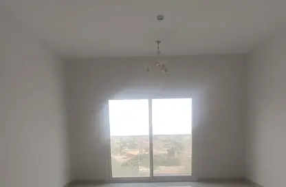 Apartment - 2 Bedrooms - 2 Bathrooms for rent in Cornish Tower - Al Rumaila - Ajman