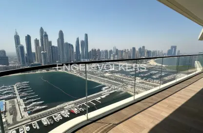 Apartment - 4 Bedrooms - 5 Bathrooms for rent in Marina Vista - EMAAR Beachfront - Dubai Harbour - Dubai