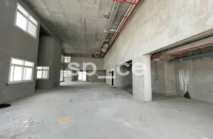 Show Room - Studio - 1 Bathroom for rent in Khalifa City - Abu Dhabi