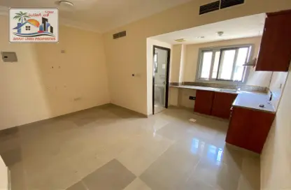 Apartment - Studio - 1 Bathroom for rent in Fire Station Road - Muwaileh - Sharjah