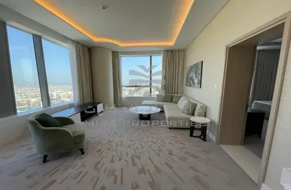 Apartment - 1 Bedroom - 2 Bathrooms for rent in The Palm Tower - Palm Jumeirah - Dubai